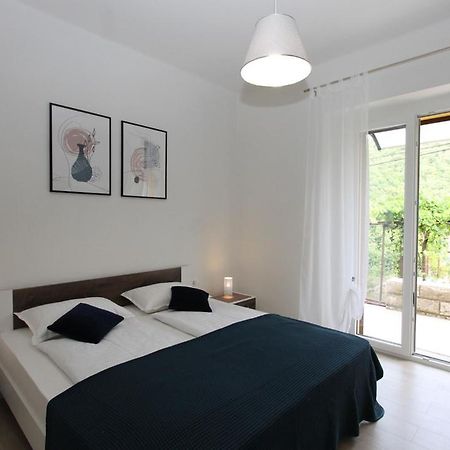 Raša L Apartment מראה חיצוני תמונה