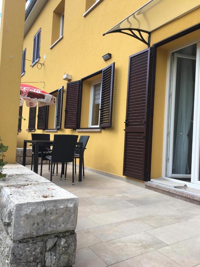 Raša L Apartment מראה חיצוני תמונה